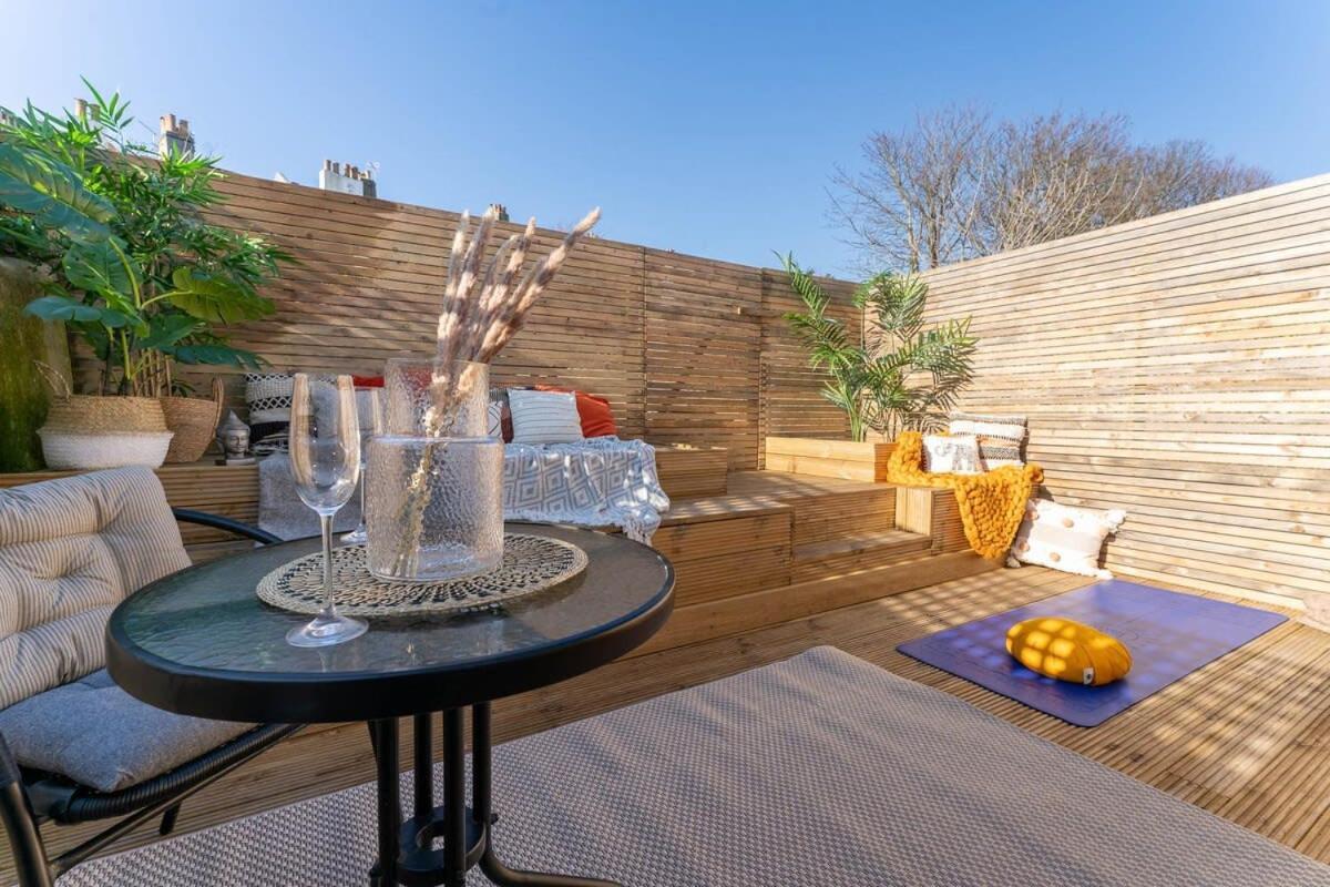 Host & - Round Hill Appartement *